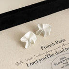 Cream Pleated-Silver Needle