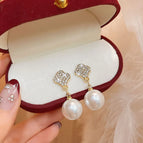 Four-Leaf Clover Rhinestone Pearl Eardrops Stud Earrings