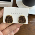4684 Gold Edge Velvet Leopard Print Earrings Trapezoid Shape