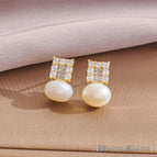 7#A Pair of Freshwater Pearl Earrings (S925 Silver Needle)