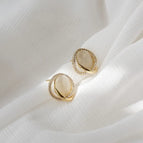 Cross-set Diamond Oval Cat's Eye Stone