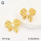 28 * 25mm Bow / Gold / 1 Pair/Package