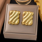 17 [Ag267] Rectangular Textured Earrings Gold