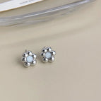 Silver White Flowers-Silver Needle