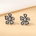 24861b Black Flowers