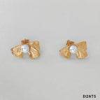 Gold Earrings (D2875)