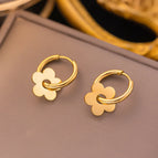 7 [Ag190] Flower Ear Ring Gold