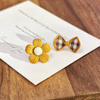 33 # Silver Needle-Asymmetric Flowers