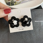2642 Black and White Pattern Black Earrings Flower 925 Silver Needle
