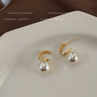 D0139 Glossy C- Shaped