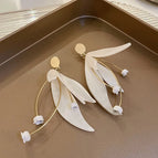 17# Silver Needle-White-Petal