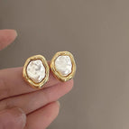 Baroque Pearl Ear Clip