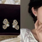 A Pair of Love Story Ear Studs