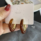 2565 Gold Edge Acetate C-shaped Hook Earrings Brown 925 Silver Needle