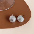 Frosted Hollow Ball-Silver Needle