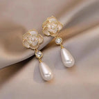 50#Camellia pearl earrings