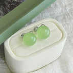 Green ear clip