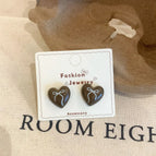 AXW37 Dark Brown Bow Heart