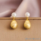 10#A Pair of Pearl Earrings (S925 Silver Needle)