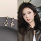 135# silver Four Mangxing Earrings
