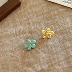 Yellow-Green Contrast Color Flower Stud Earrings