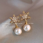 7# Gold Snowflake Diamond Pearl Stud Earrings
