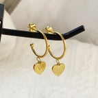 Gold / Letter V