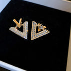 72#V-Shaped Finely Inlaid Stud Earrings (Real Gold Plating)