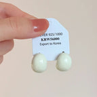 Cream C-Shaped Small Gold Bean Earrings