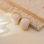 One Size / Quicksand White / Ear Studs