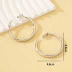 Silver / Ear Clip