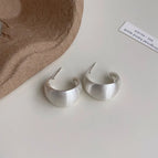 C- Shaped Brushed Ear Ring-Silver Needle