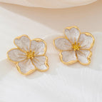 E5888-white