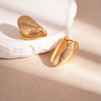 9 # Earrings-gold-shell