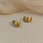 12# Gold Curved Brushed Stud Earrings