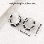 Average Size / White and Black