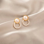 Gold Pearl Ear Clip