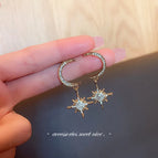 AM2235 Crescent Sun Star Gold