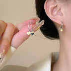 Metal love ear clip