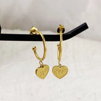 Gold / Letter W