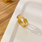 6 / Gold Arc-shaped Line Hollow Out