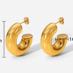 Gold / 18K