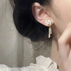 1912 Ear Clip