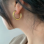 39 [Ag338] 25 MC-Shaped Earrings Gold
