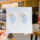 56#White five-petal flower
