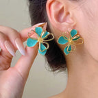 RETRO Geometric Flower Stud Earrings ~ 3180