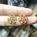 A138-2 Golden Snowflake