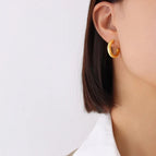 F469 Gold C- Shaped Hollow Earrings (Small)