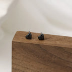 Black Small Hearts/1 Pair