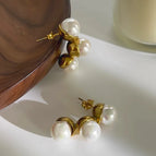 One Size / Large pearl earrings / E0396
